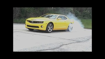 2011 Camaro SS burnout