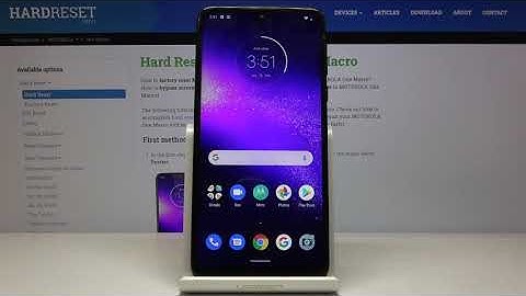 How to Change Navigation Bar in Motorola One Macro - Switch Off Three Button Navigation