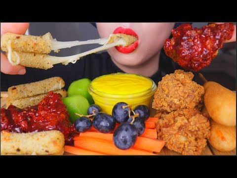 ASMR CHEESY FRIED CHICKEN  炸鸡 | MOZZARELLA STICKS | CORN DOGS | 咀嚼音 |  먹방 FOOD ASMR | EATING SOUNDS