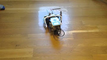 Lego EV3 Robot item pick up and drop off testing