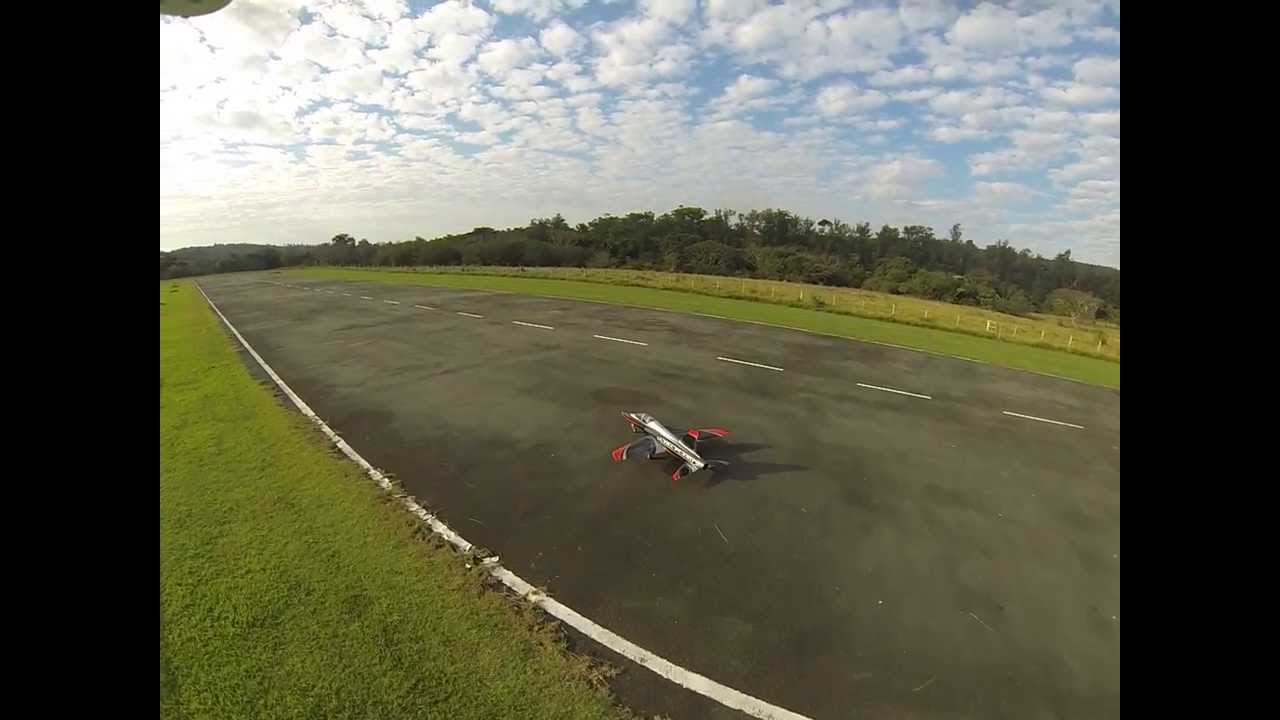 Ultra Flash em Itu - Brasil (Shani Studnik).