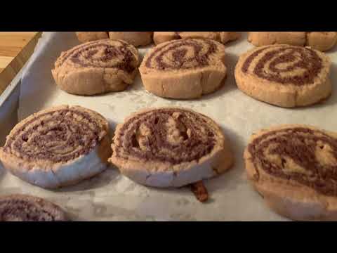 Video: Peanut Butter And Chocolate Pinwheels