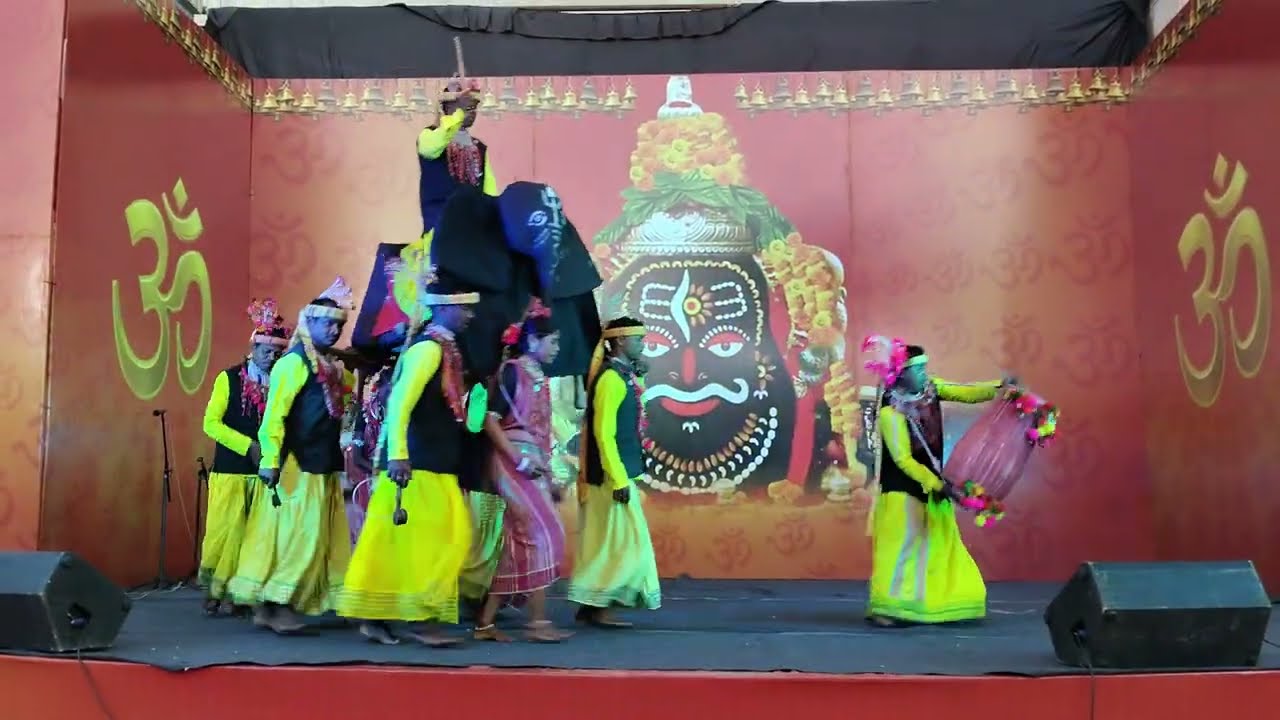 श्री महाकाल महोत्सव🔱 के अंतर्गत त्रिवेणी संग्रहालय में सीधी जिले के करमा नृत्य की जोरदार प्रस्तुति.