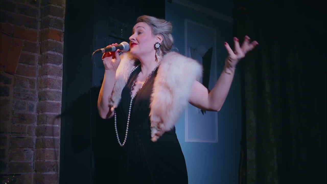 Elisabeth Valentine sings Let's call the whole thing off