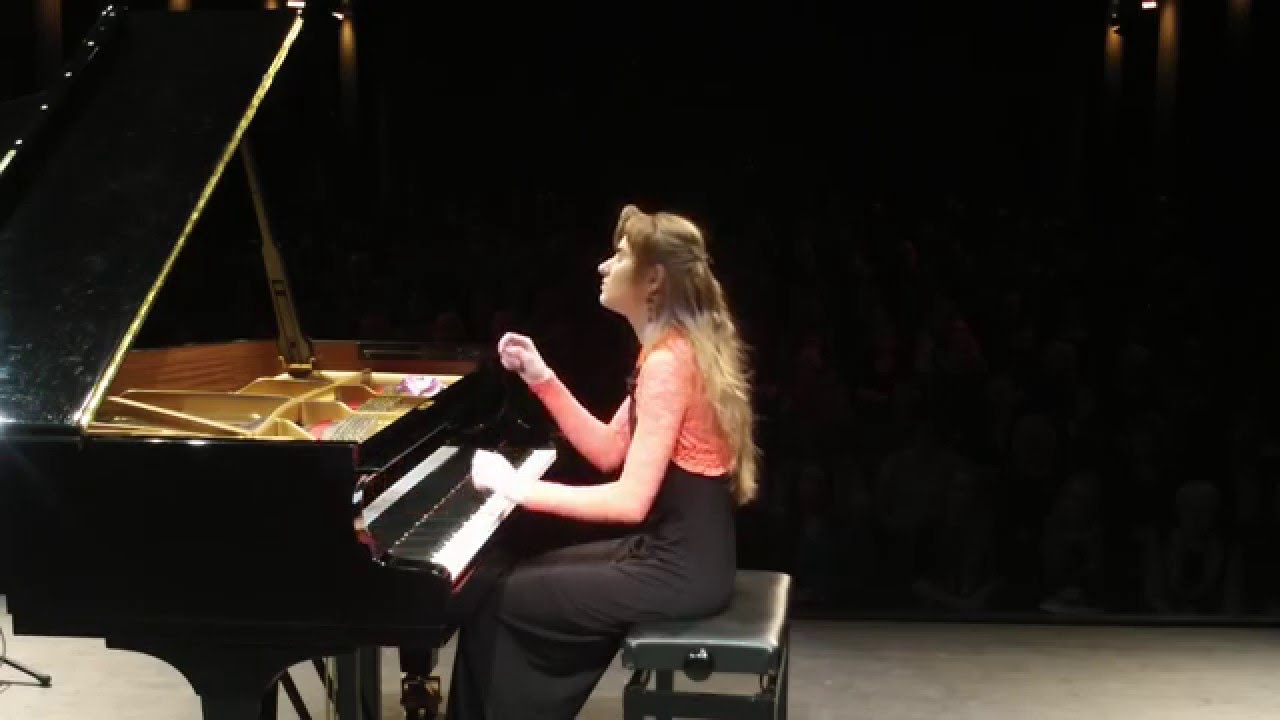 Scriabin - Sonata No.2 - Aurelia Shimkus