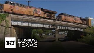 Fort Worth woman says rocks falling from Union Pacific bridge are endangering drivers