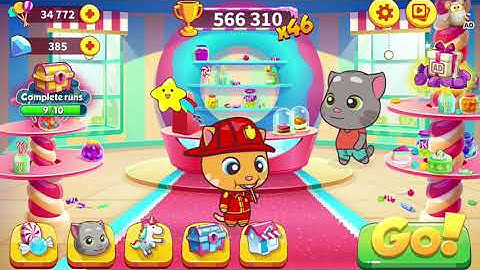 Playing Talking Tom Candy Run : 19