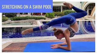 Strething By The Swimpool On A Vacation / Mari Kruchkova