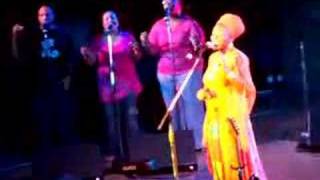 India.Arie - Get It Together @ Saratoga Mountain Winery - 8/21/07