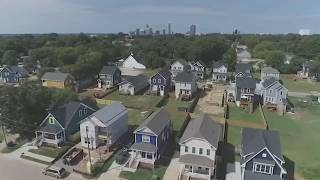 Foreclosures rise nationwide even as layoffs remain low