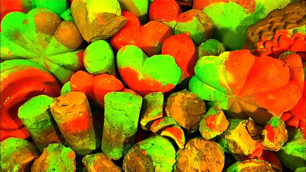 💚 Vibrant Deep Dyed Gym Chalk Crush ASMR💚 Crunchy Crispy Chalk Crumbles ...