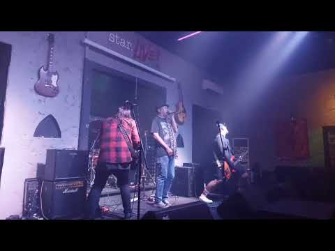 Bunga   Ojo Ngono live at Rock Campus,des 22