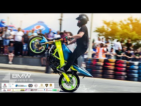 Long Wheelie on STUNT BIKE!