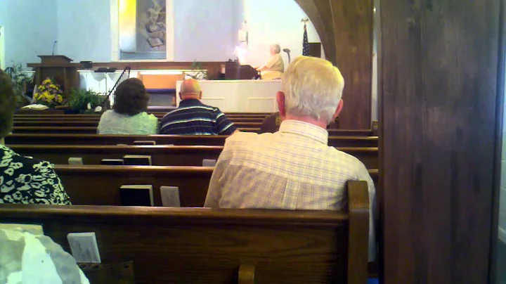 Glenda Summers playing the offeratory at SCC