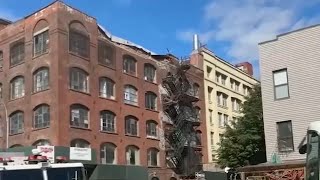 Part of vacant building in Williamsburg, Brooklyn collapses