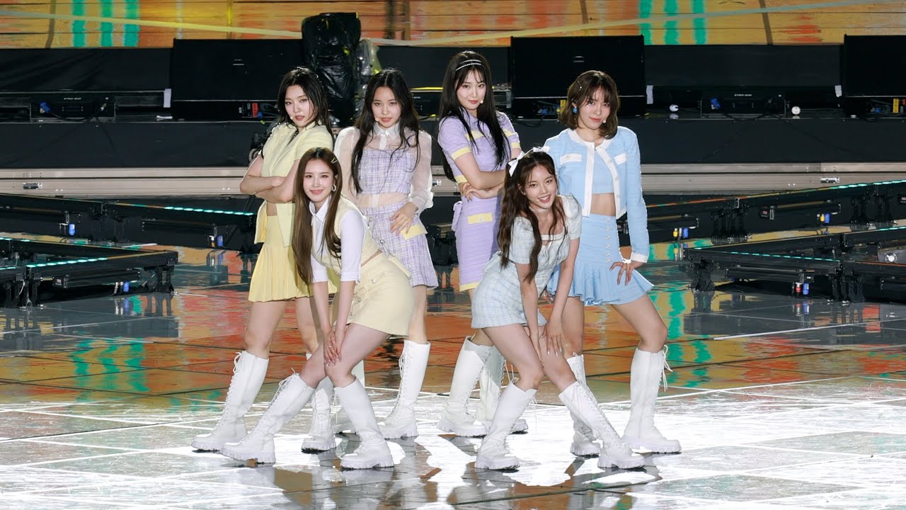 위클리 Weeekly Full Ver. (After School + Tag Me) 4K 직캠