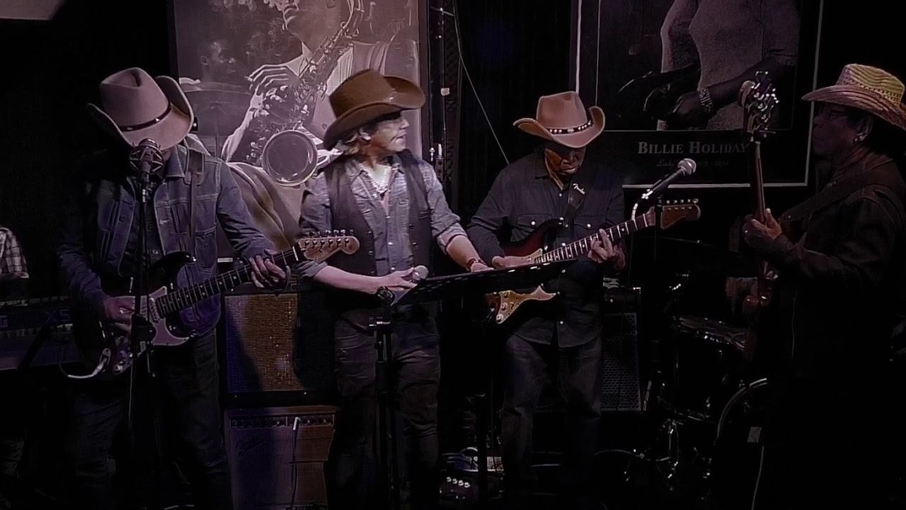 camera iphone 8 plus apk “Desperado” by “Johnny & The Thunderbirds”