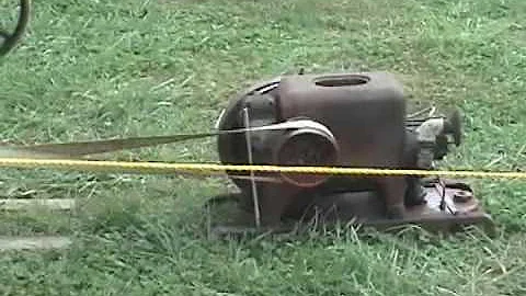 INTERNATIONAL LA THROTTLE GOVERNED ENGINE RUNNING A ROUTER