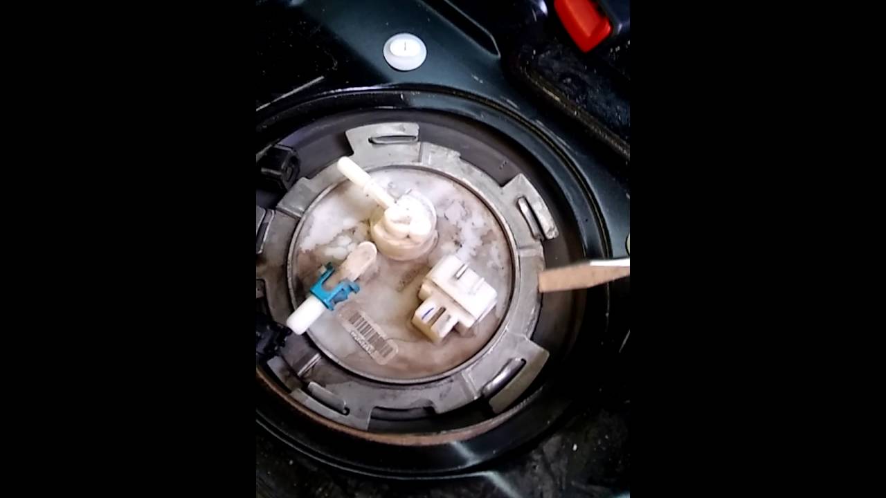 07-2012 nissan altima cambiar bomba de gasolina - YouTube 07-2012 nissan altima cambiar bomba de gasolina - YouTube