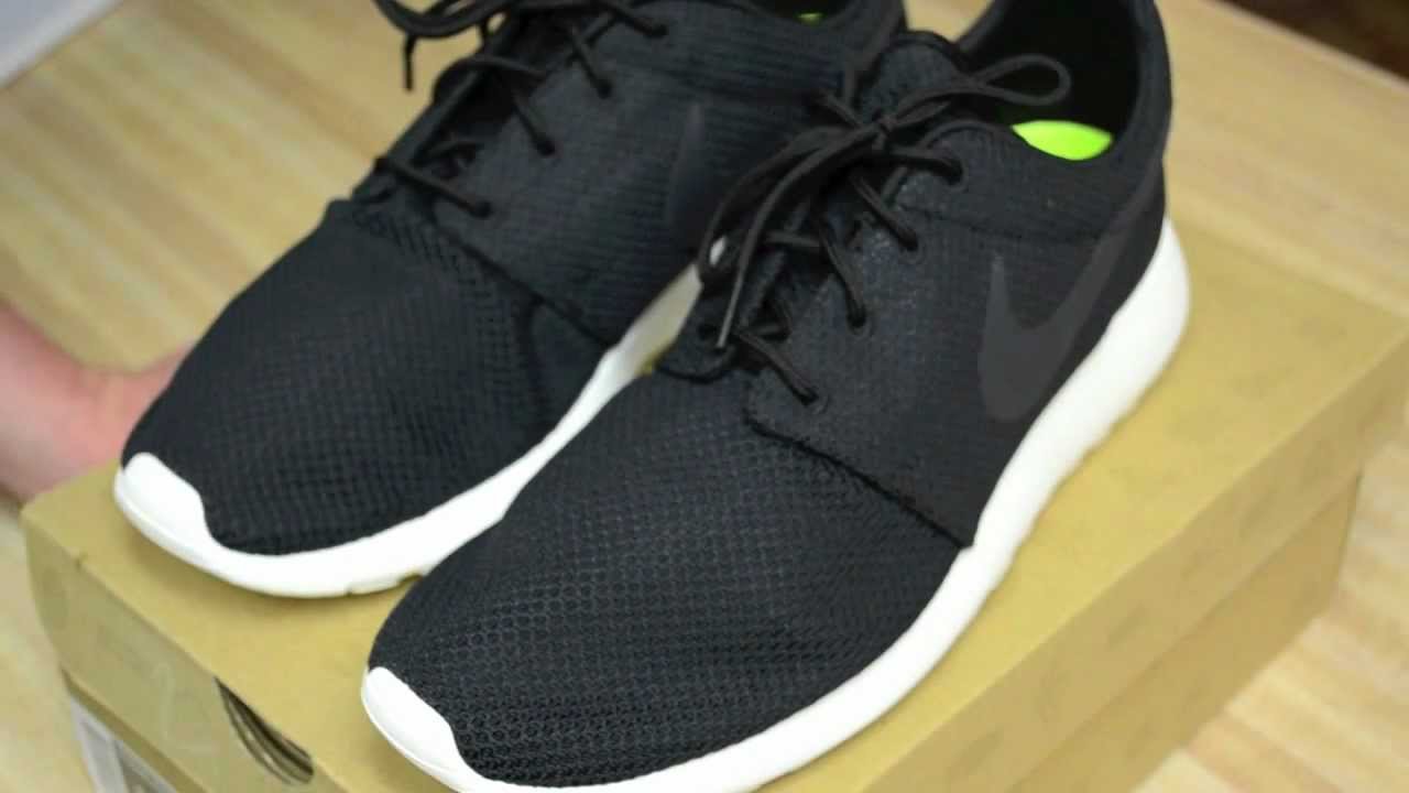 Nike Roshe Run Review + Model - YouTube