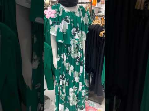 تغطيه سبلاش صراحه أسعاره كويسه غالب الملابس الي شفتها ب ١٠٠ وشي رح ارجع له إن شاء الله