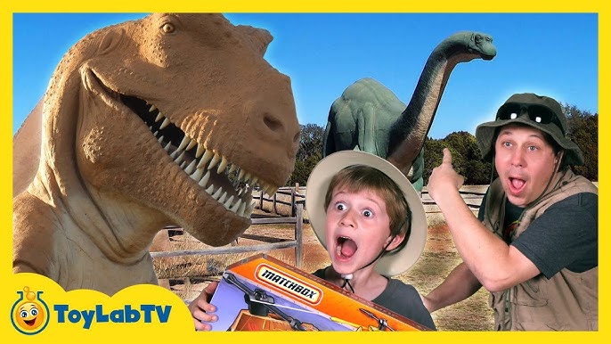 Dinolandia: my cartoon dinosaur museum! I can't believe it exists! 😭