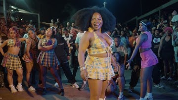 Makhadzi Entertainment - Sesi Ka Rose(Official Music Video) Ft. Dr Skaro 