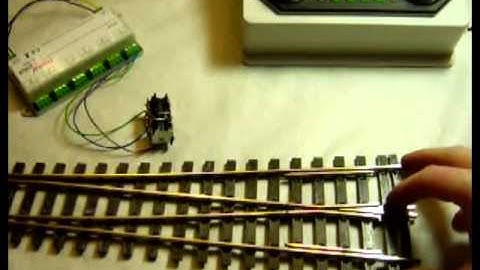 Controlling Peco O gauge points using DCC