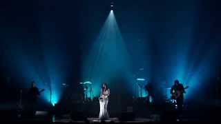 Lynda Thalie chante "Je l'attends" à l'Olympia de Montréal