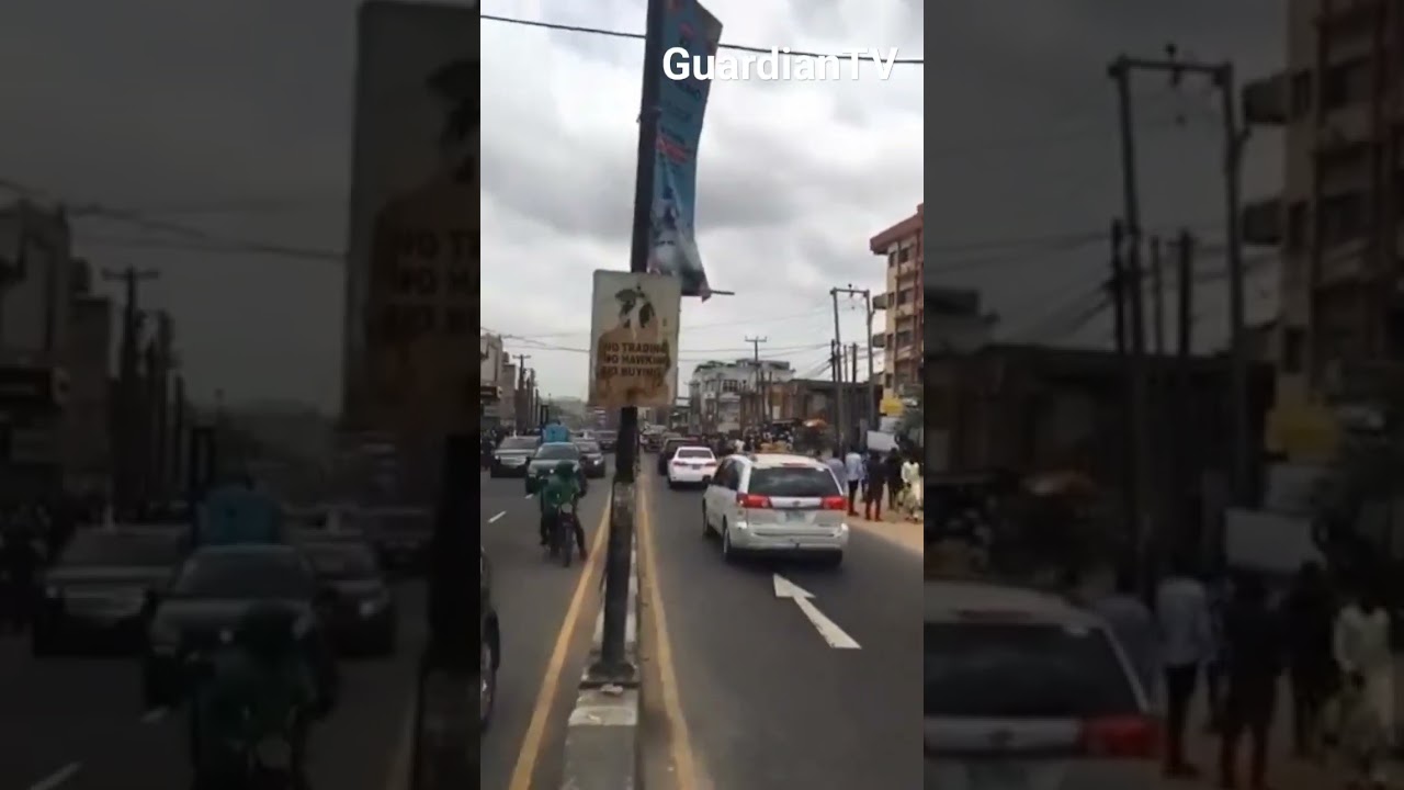 Fire breaks out at a plaza in Ikeja