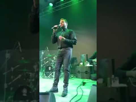 وتعدى ساعات وانا ماسك صورته وبحكى معاه رامى صبرى رامي صبري عمرو دياب اكسبلور