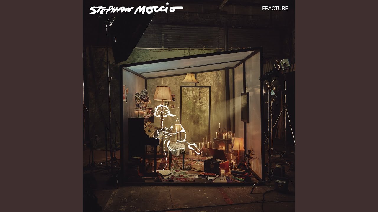 YouTubeでFractureを視聴 YouTubeでFractureを視聴