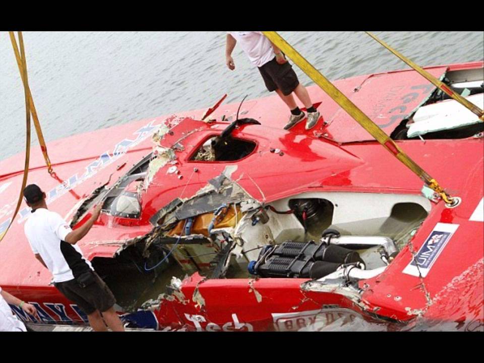 British powerboat racer killed in 120mph crash YouTube