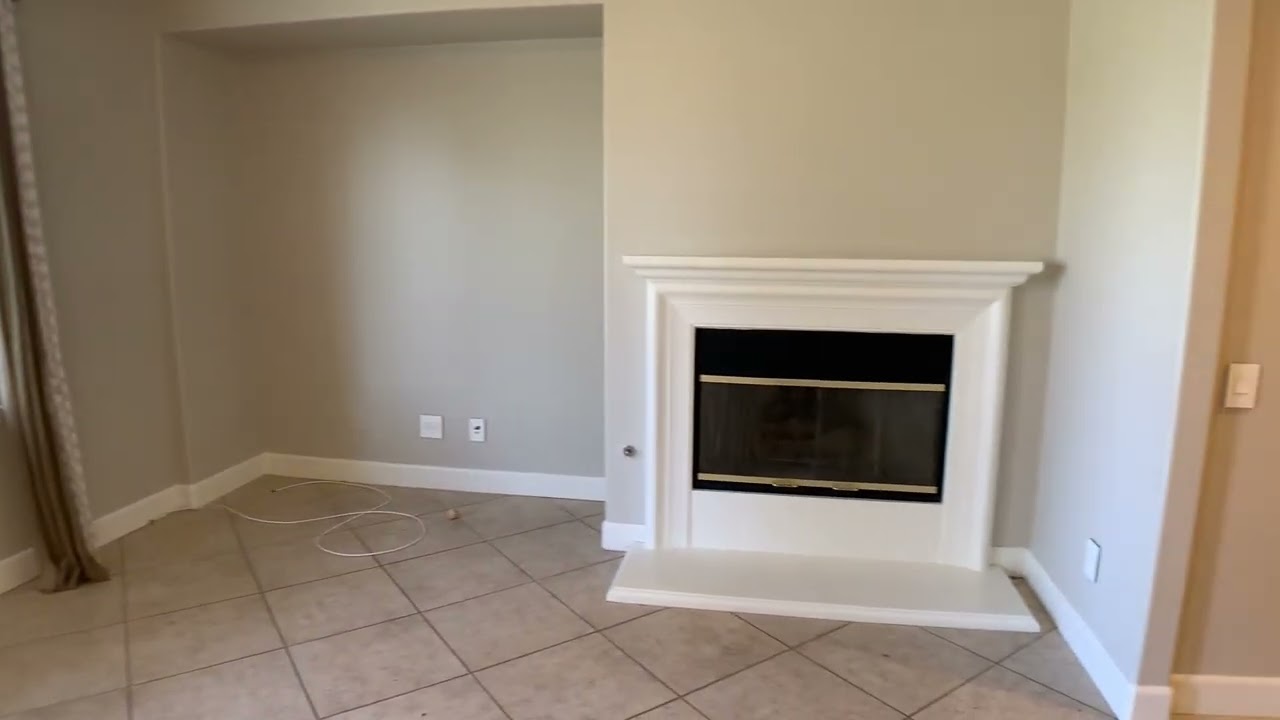 Large Crowne Hill home in Temecula