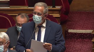 L’interdiction du voile sur les mineures dans l’espace public votée par le Sénat