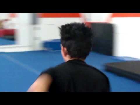 Tricking @ White Lotus 2010 - Jeremy Marinas, Stev...