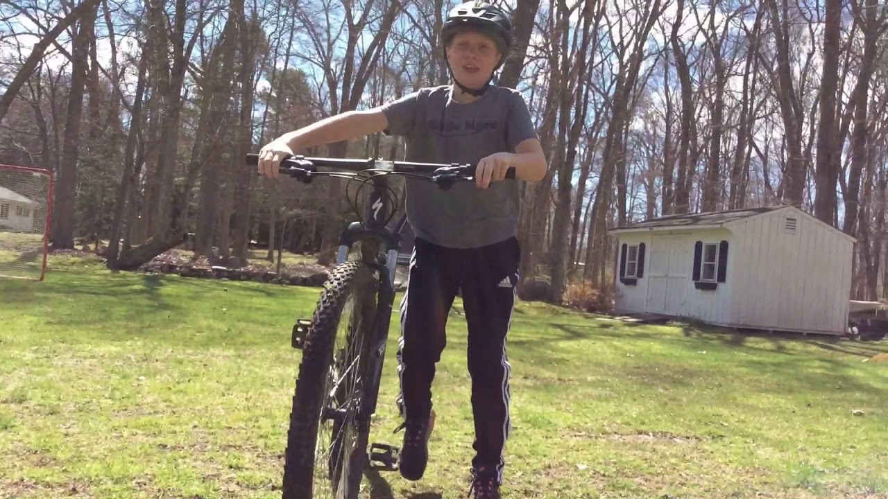 HOW TO WHEELIE A BIKE!!!!!!! YouTube