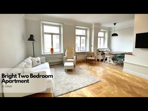 Videó: Világos kétszobás apartman Svédországban Érdekes modern megjelenésű