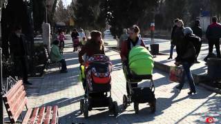 Судак. Прогулка по городу. Зима 2015(Начало февраля 2015. Прогулка по городу Судак - из центра к морю. Видео-эпизоды сняты специально к теме обсужде..., 2015-02-05T09:42:03.000Z)