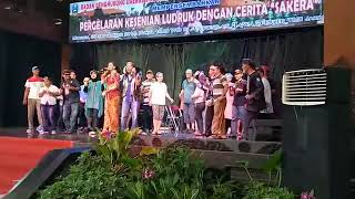 Pa de Sonny Joss dan saudara dari surename