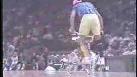 Jumpin Joe Hendricks NBA halftime