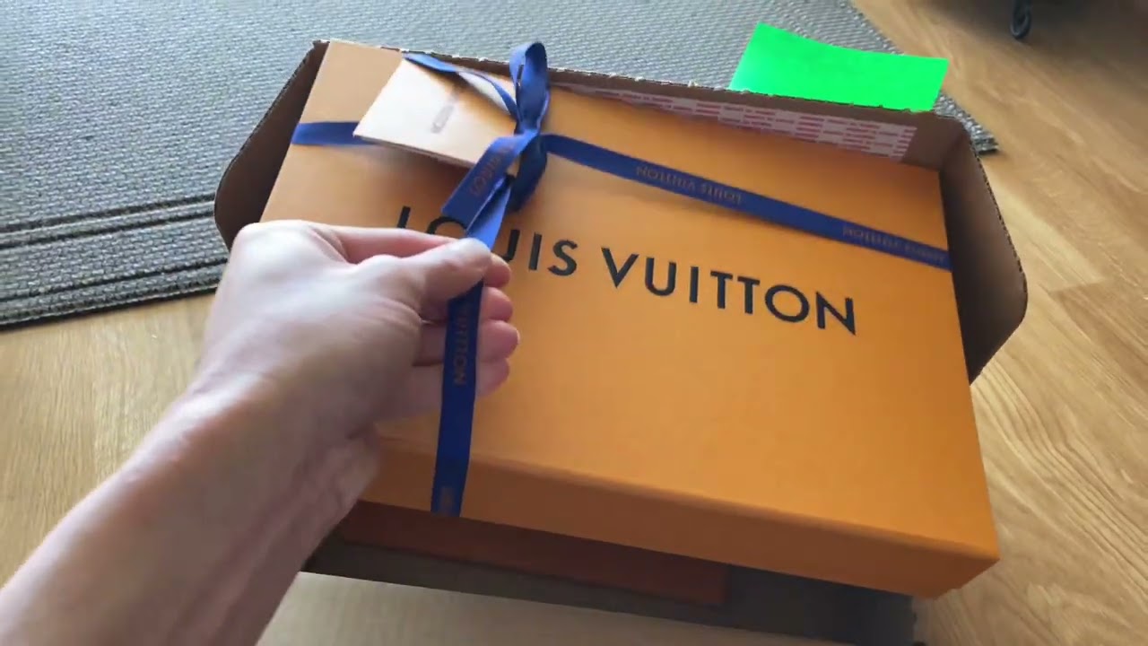 LOUIS VUITTON UNBOXING HARD TO FIND : VIRGIL ABLOH BOOK FLIP