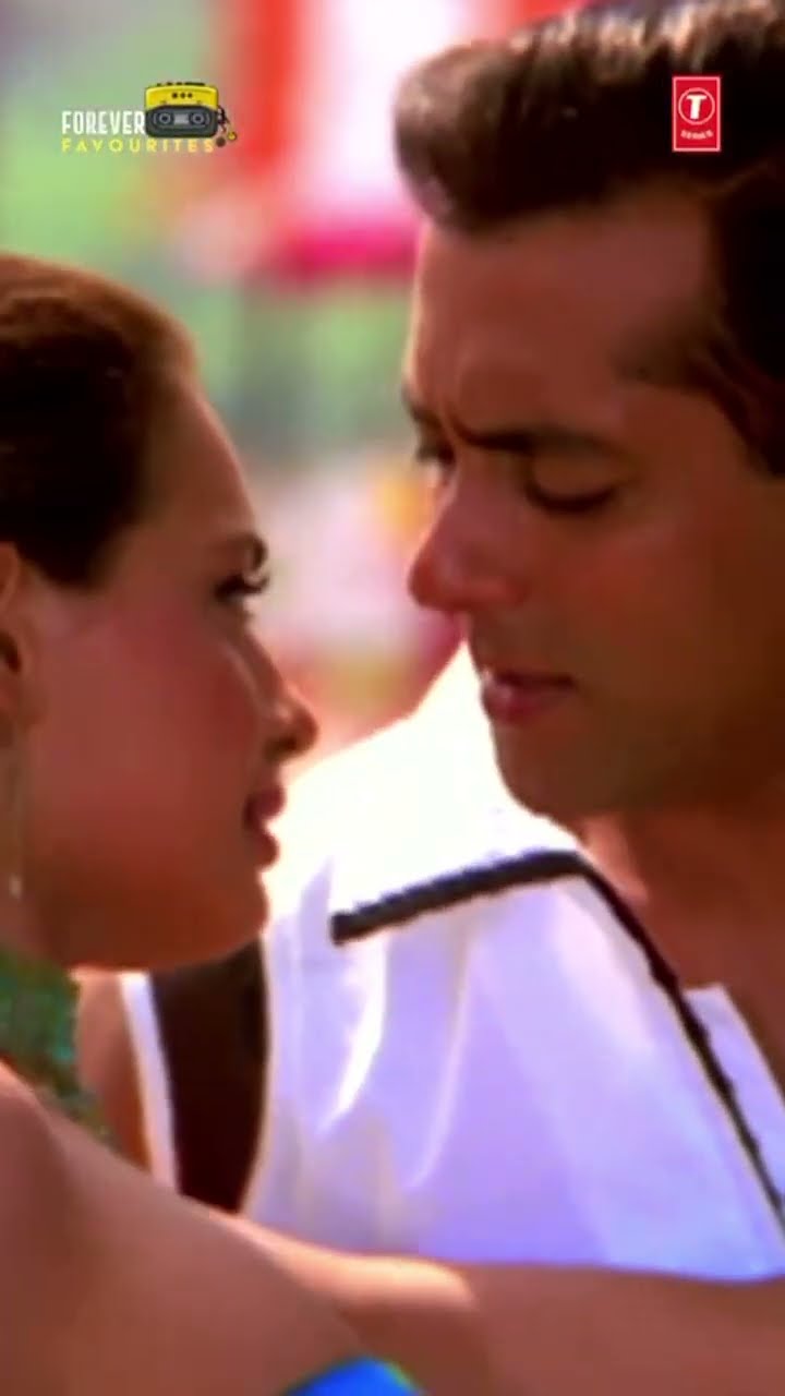 Kya Hua Tujhe #salmankhan #diyamirza #youtubeshorts #bollywoodshorts #ytshortsvideo