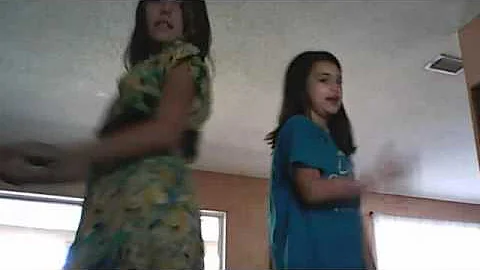 Wide awake - katy perry song - Leah and Maddison dancing