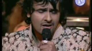 Sonu Nigam  ... Baharon Phool Barsao chords