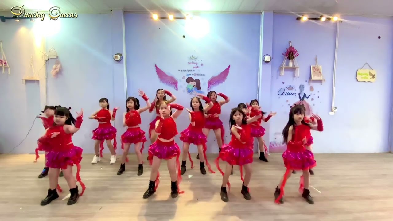 BUTTERFLY - Dance Kids / Dancing Queens