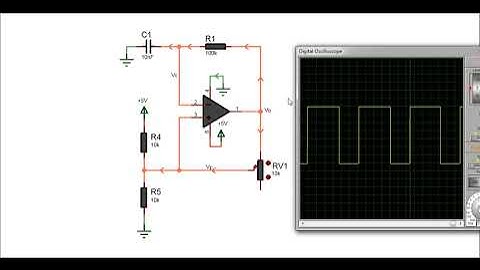 Single Supply Op Amp Multivibrator Simulation
