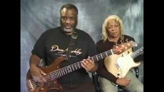 Bass lesson / blues / country / funk / gospel chords