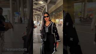 Beautiful Shruti Haasan Snapped on #mumbai airport in black kurti🖤🔥|#shrutihaasan|The Unseen Shorts