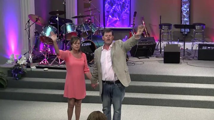 Pastor Tim & Barbara Rigdon Prays for the church a...